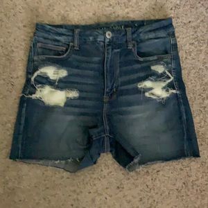 AE 90s Curvy Hi-Rise Shortie